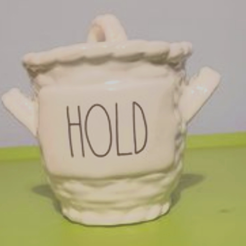 Rae Dunn Hold canister